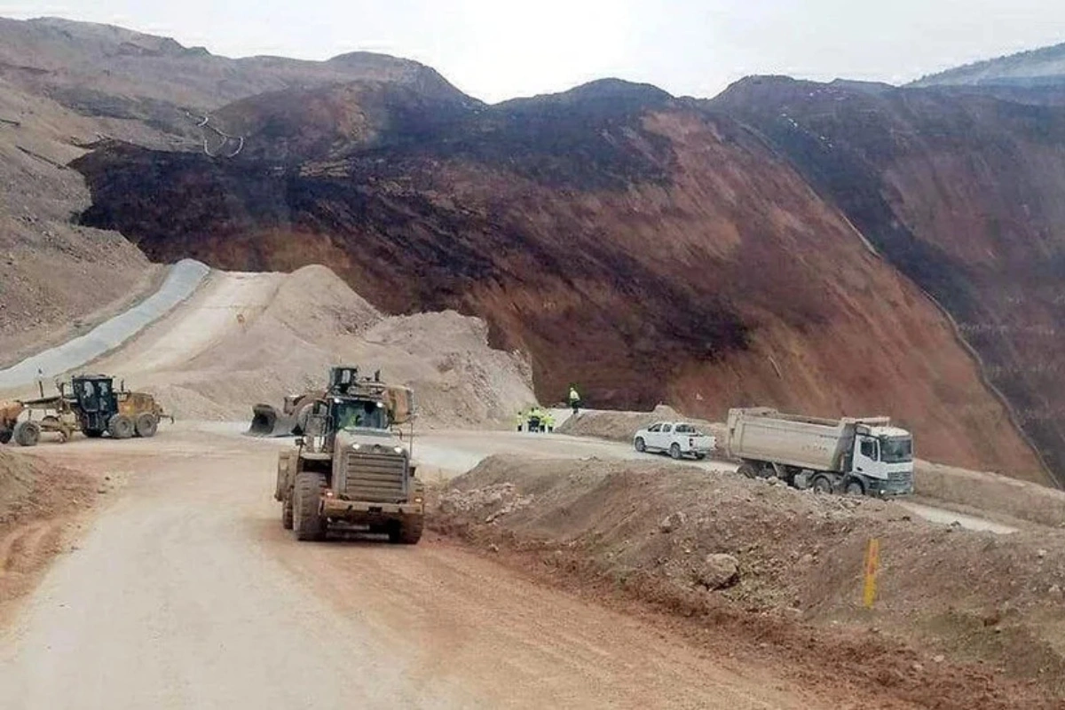 Türkiyədə qızıl mədəni çökdü: Doqquz işçi torpağın altında qaldı - YENİLƏNİB + FOTO/VİDEO